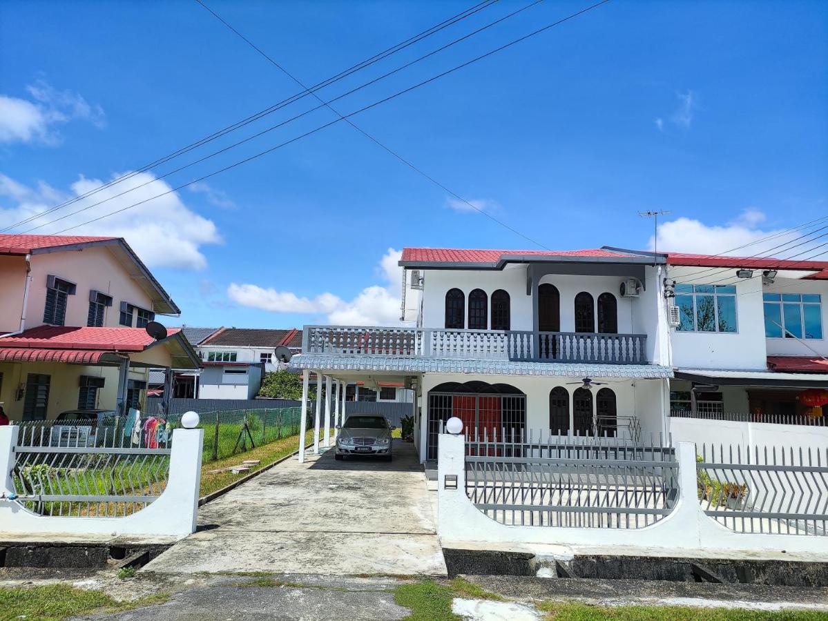 Grand Height Homestay 7A 10Pax 4Rooms 시부 외부 사진